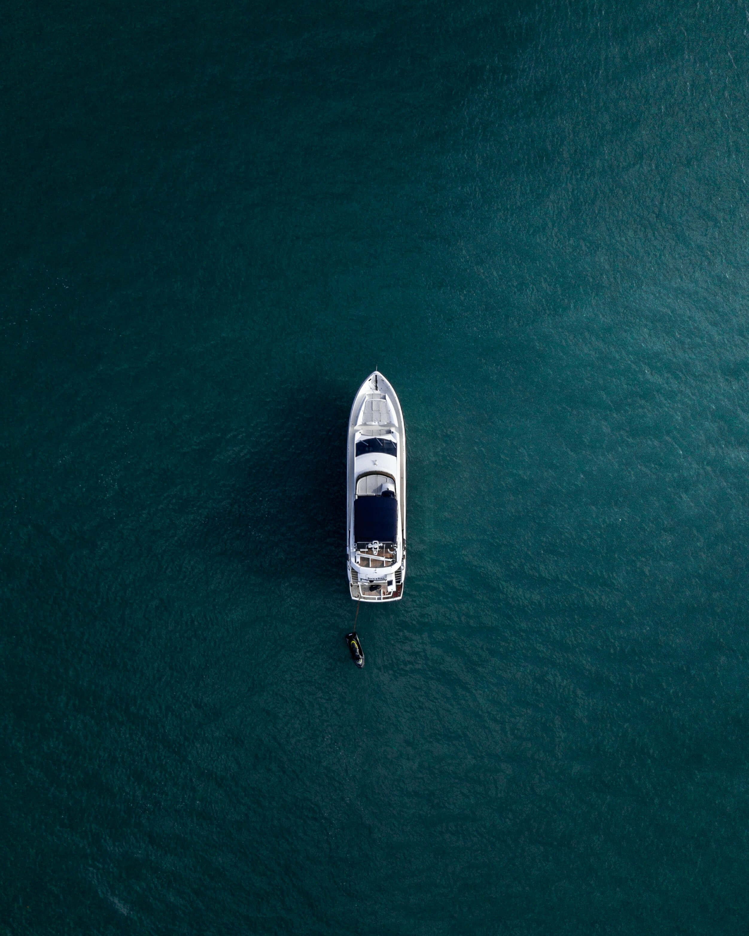 Yacht auf dem Meer